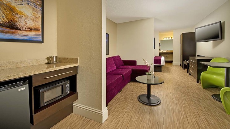  Premium Executive Suite